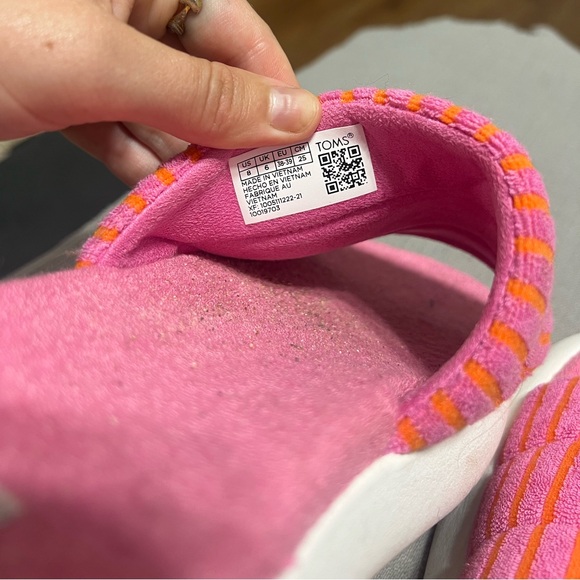 TOMS slides - Picture 5 of 6